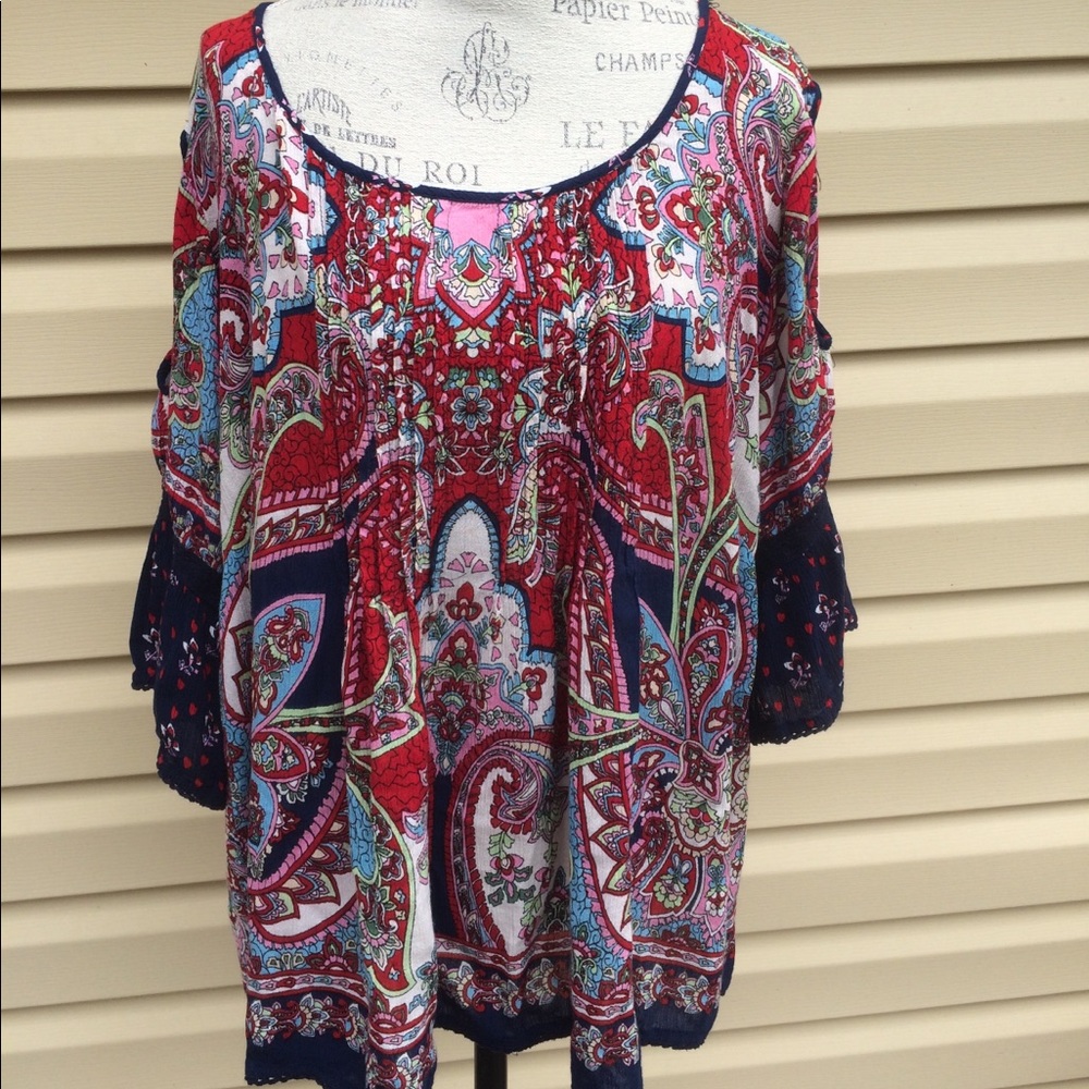 Cute Cold Shoulder Top